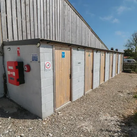 Woodpeckers Shepherds Hut