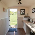 Woodpeckers Shepherds Hut Сasa de vacaciones *