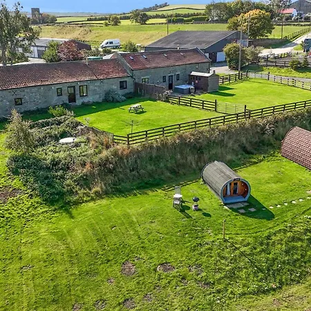 Woodpeckers Shepherds Hut