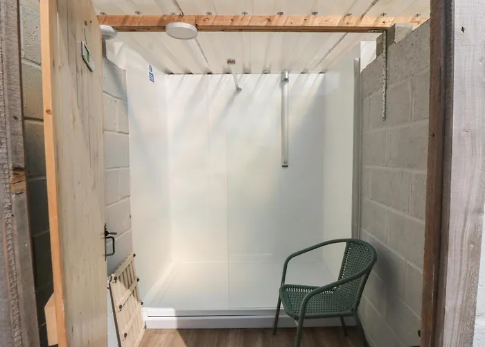 בית נופש Woodpeckers Shepherds Hut
